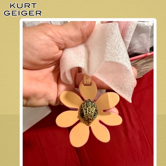 KURT GEIGER LONDON NWT Camden Floral Contrast Trim Shopper Tote Bag w/Pouch - Picture 12 of 17